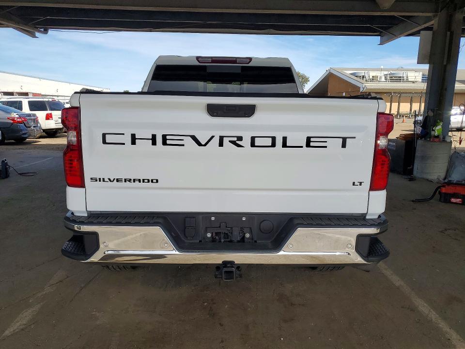2022 Chevrolet Silverado C1500 LT