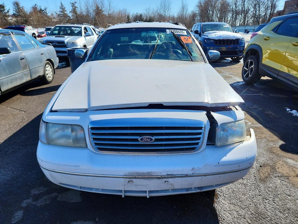 1999 Ford Crown Victoria lx