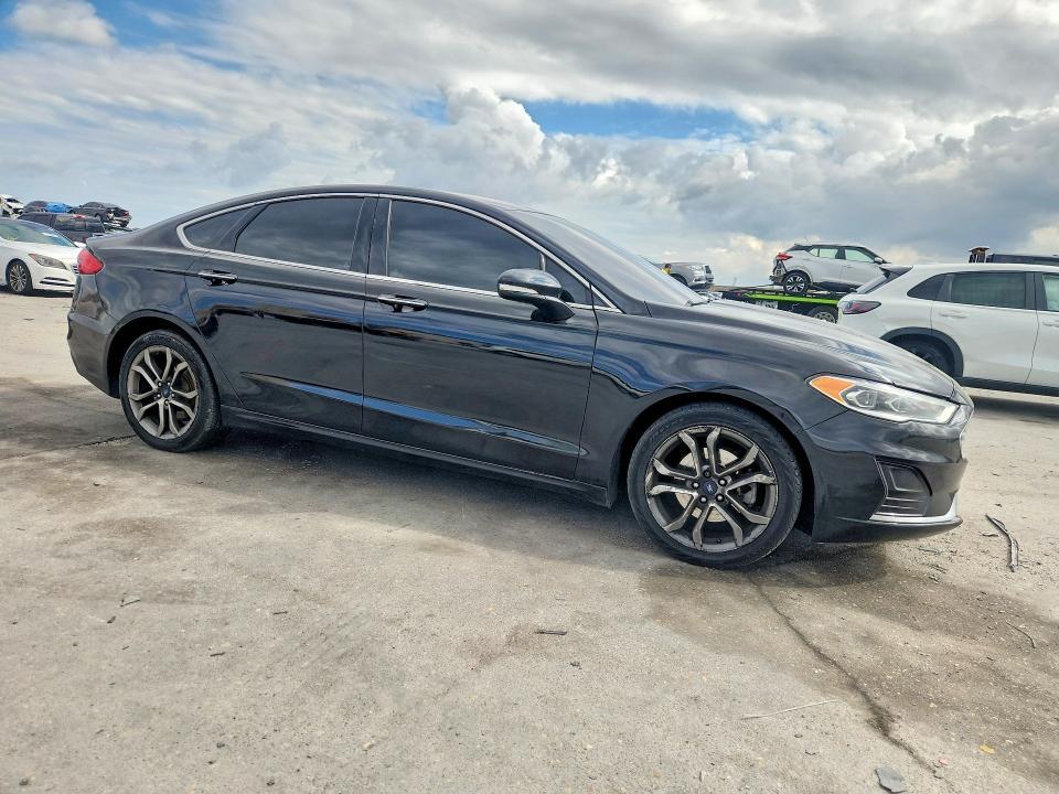 2019 Ford Fusion sel