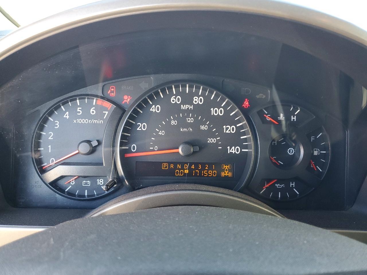 2005 Nissan Armada se