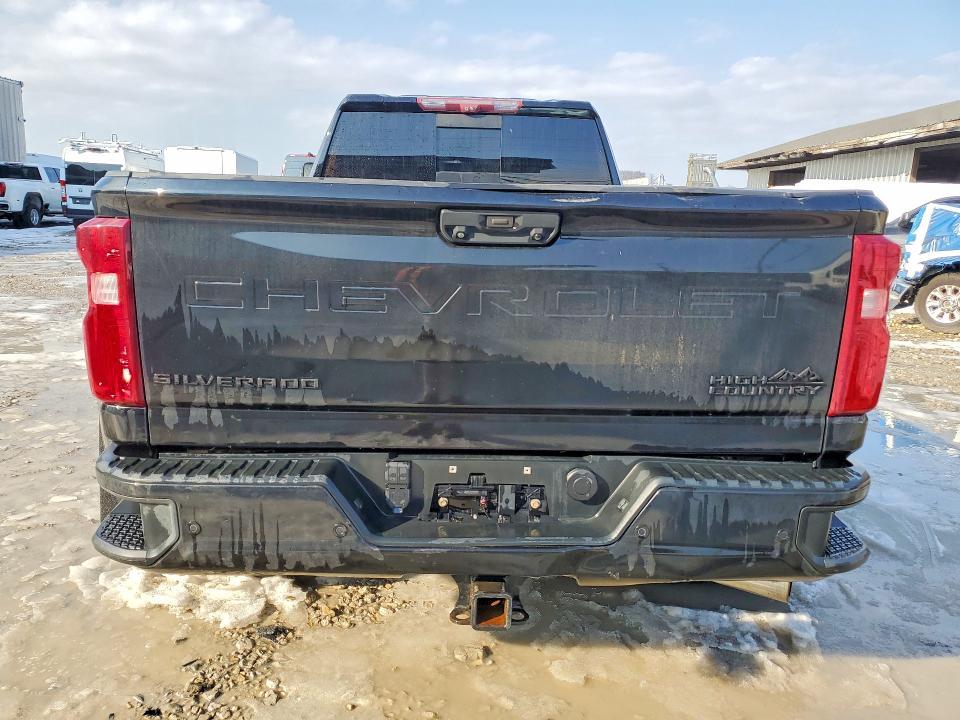 2021 Chevrolet Silverado K3500 High Country