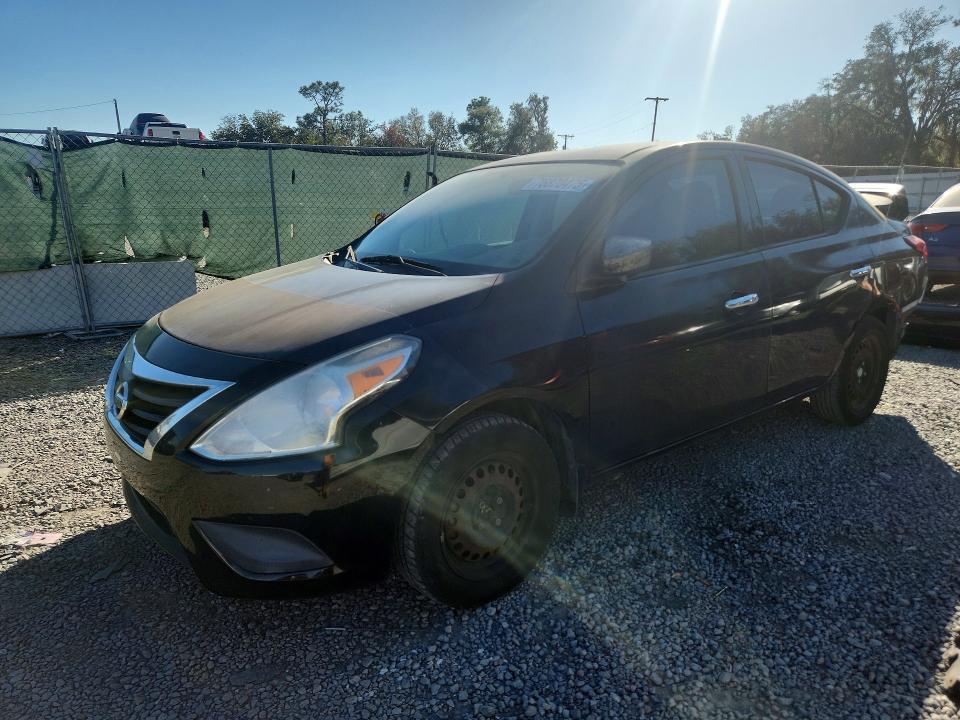 2016 Nissan Versa 1.6 sv
