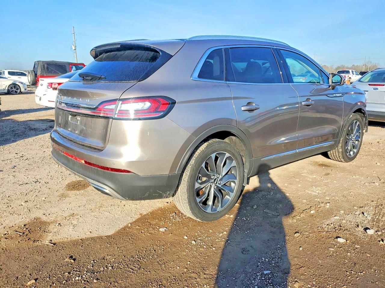 2021 Lincoln Nautilus Reserve