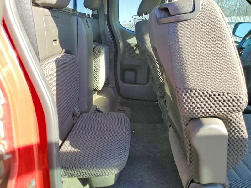 2011 Nissan Frontier s