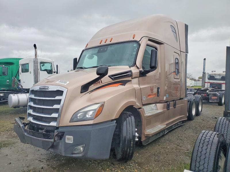 2022 Freigliner 2022 Freightliner Cascadia 126 Semi Truck