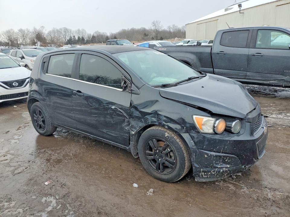 2015 Chevrolet Sonic lt