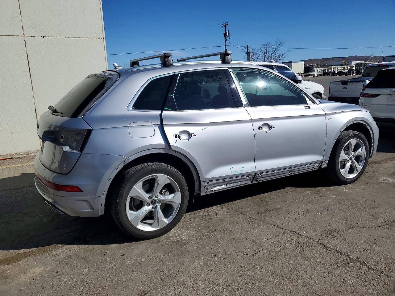 2025 Audi Q5 Premium Plus 45