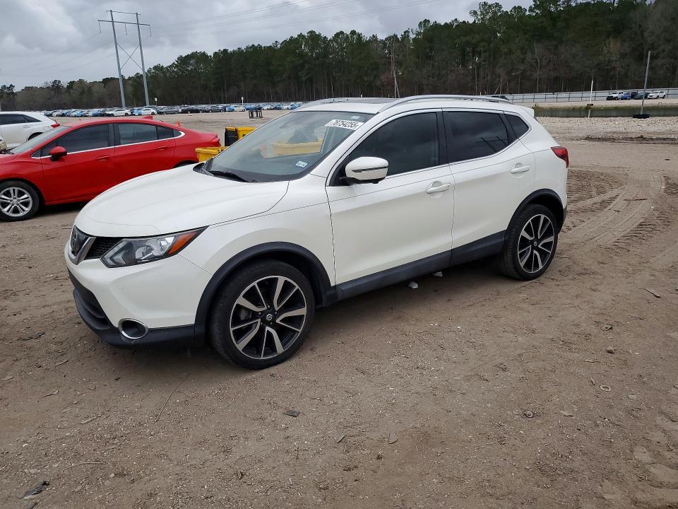 2017 Nissan Rogue Sport sl
