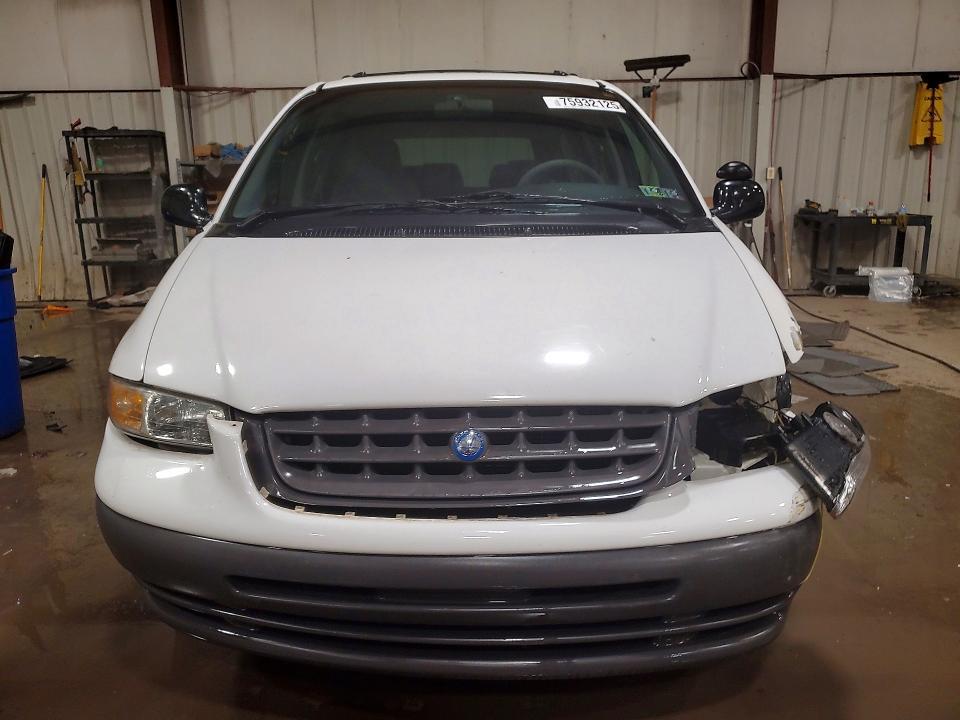 1996 Plymouth Grand Voyager