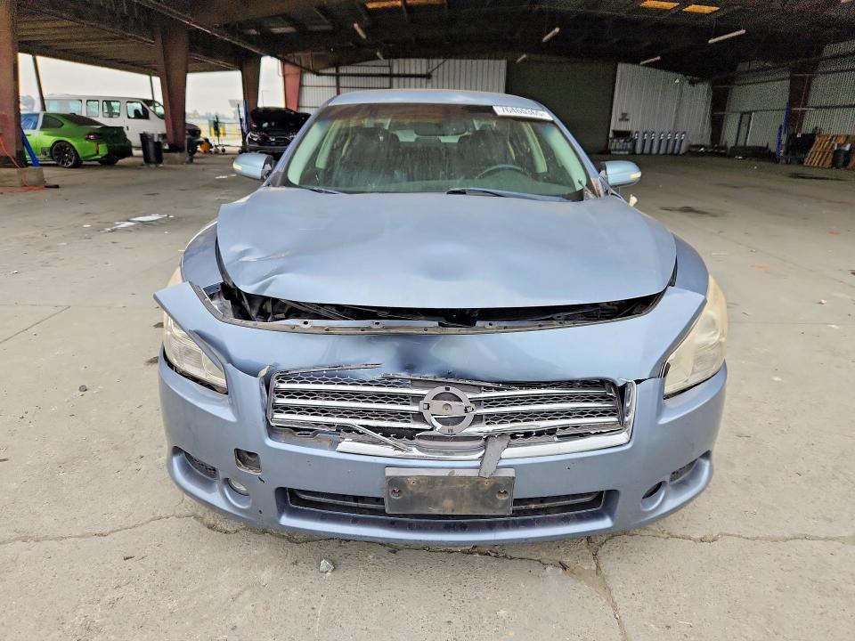 2010 Nissan Maxima s