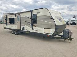 Salvage trucks for sale at Riverview, FL auction: 2017 Starcraft Autumridge Camper