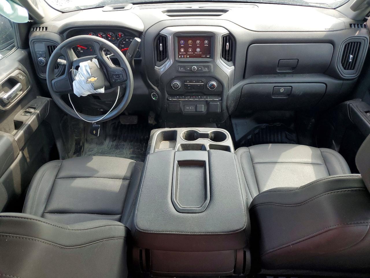 2025 Chevrolet Silverado C1500
