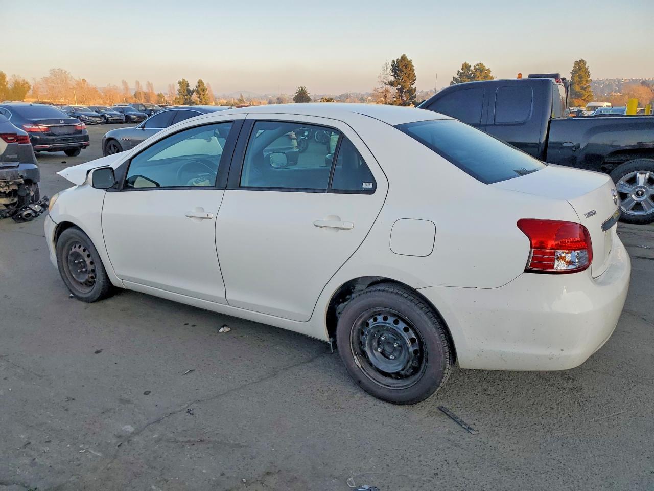 2010 Toyota Yaris Base