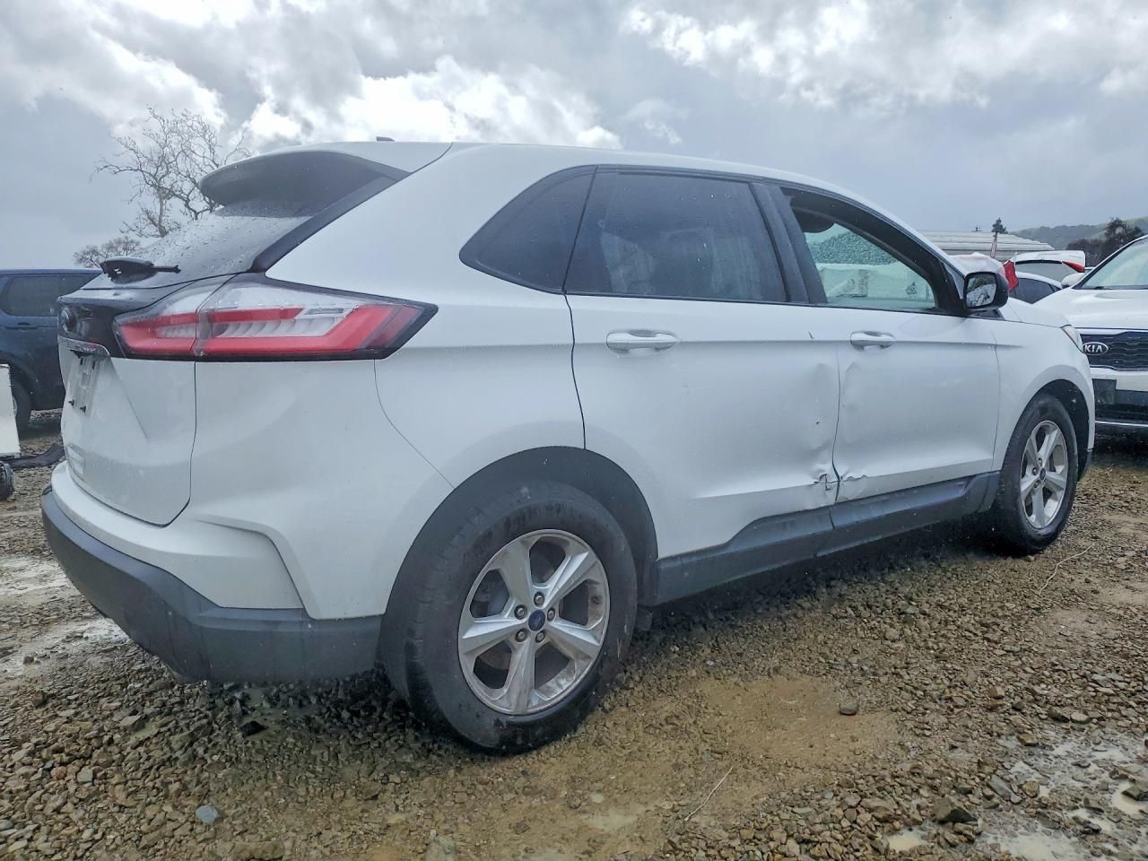 2020 Ford Edge se