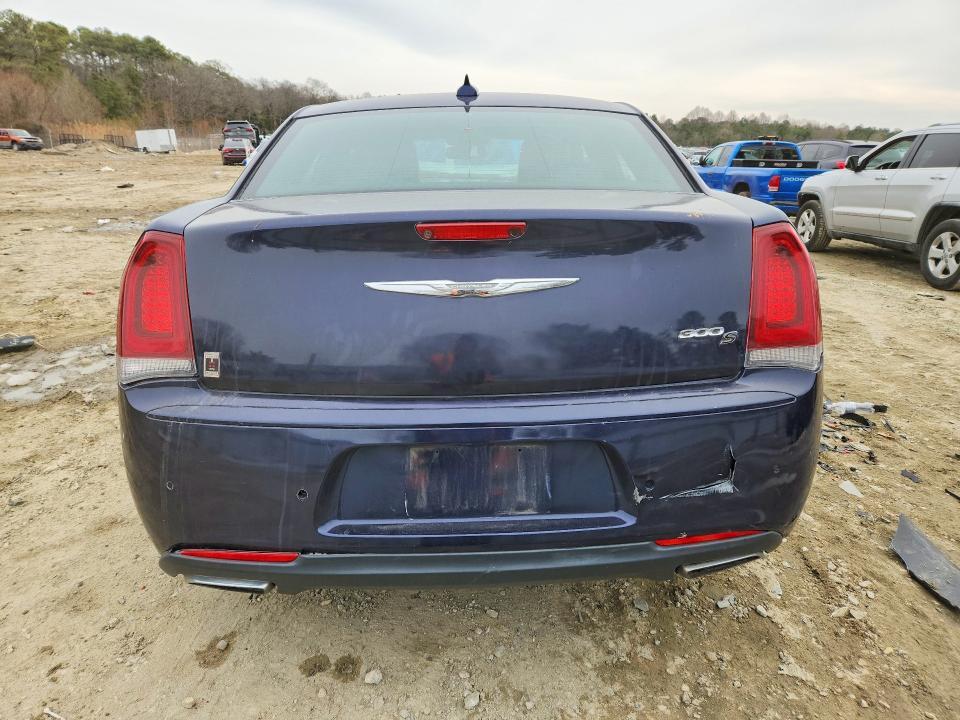 2015 Chrysler 300 s