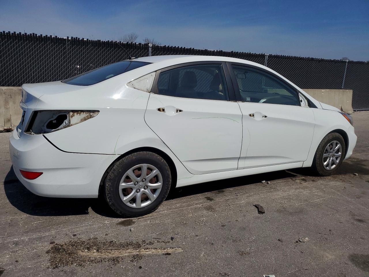 2014 Hyundai Accent gls