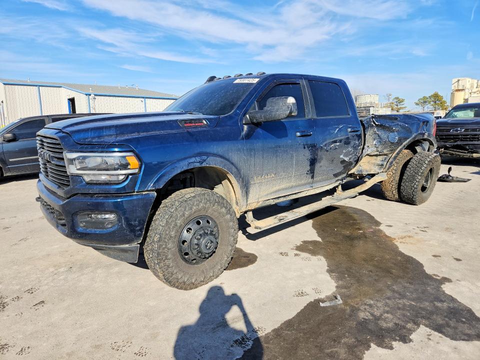 2022 Dodge 3500 Laramie