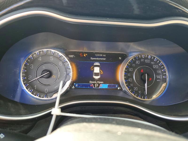 2015 Chrysler 200 c