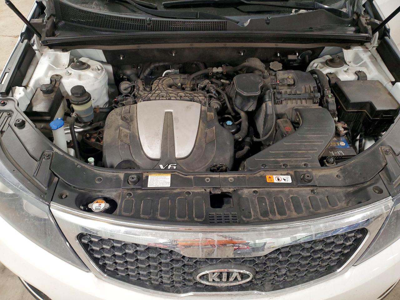 2013 KIA Sorento lx