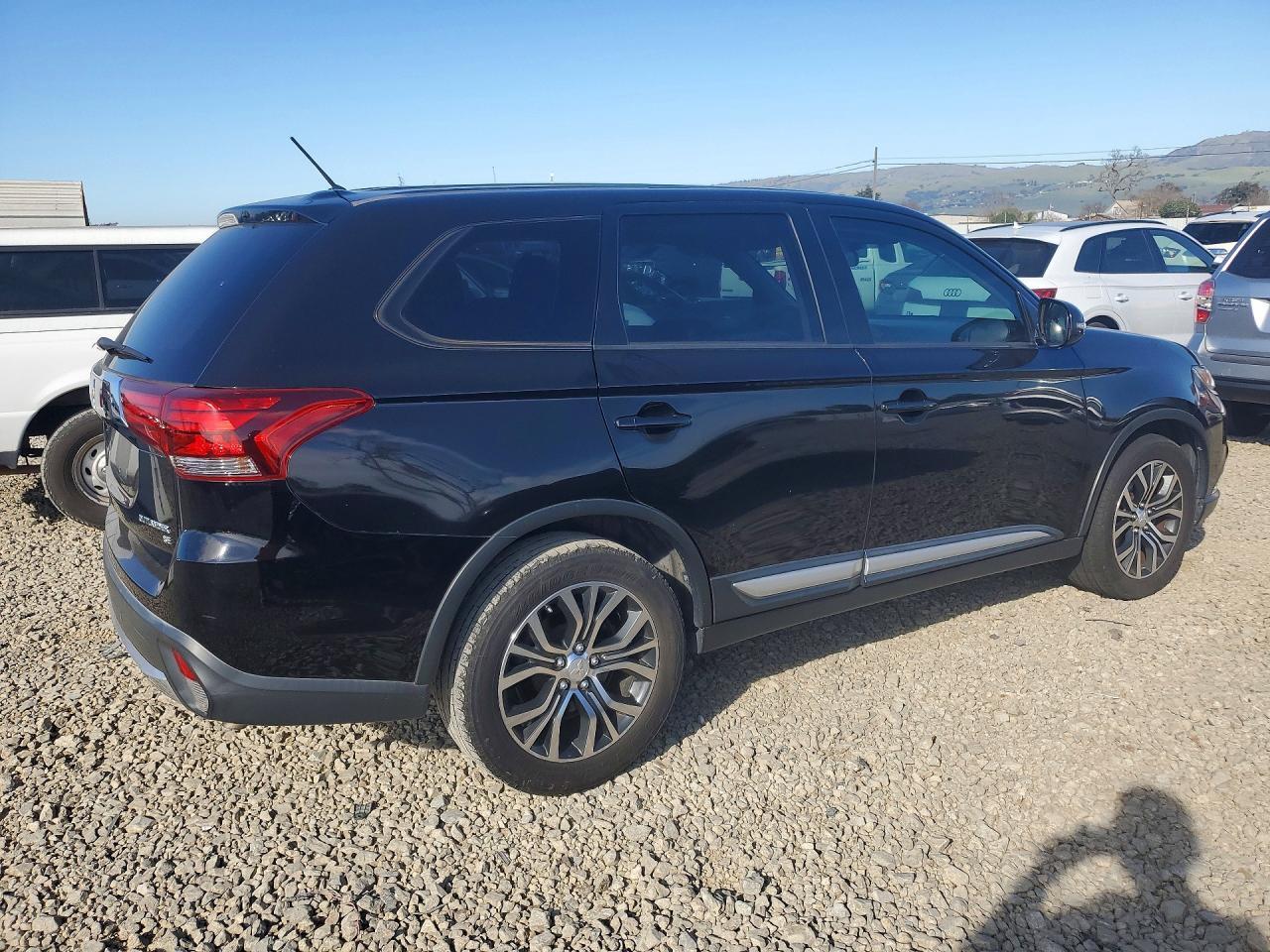 2016 Mitsubishi Outlander se