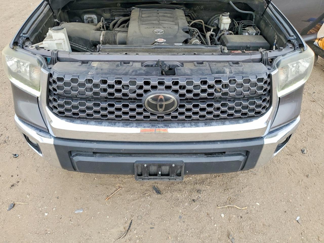 2018 Toyota Tundra Double cab sr
