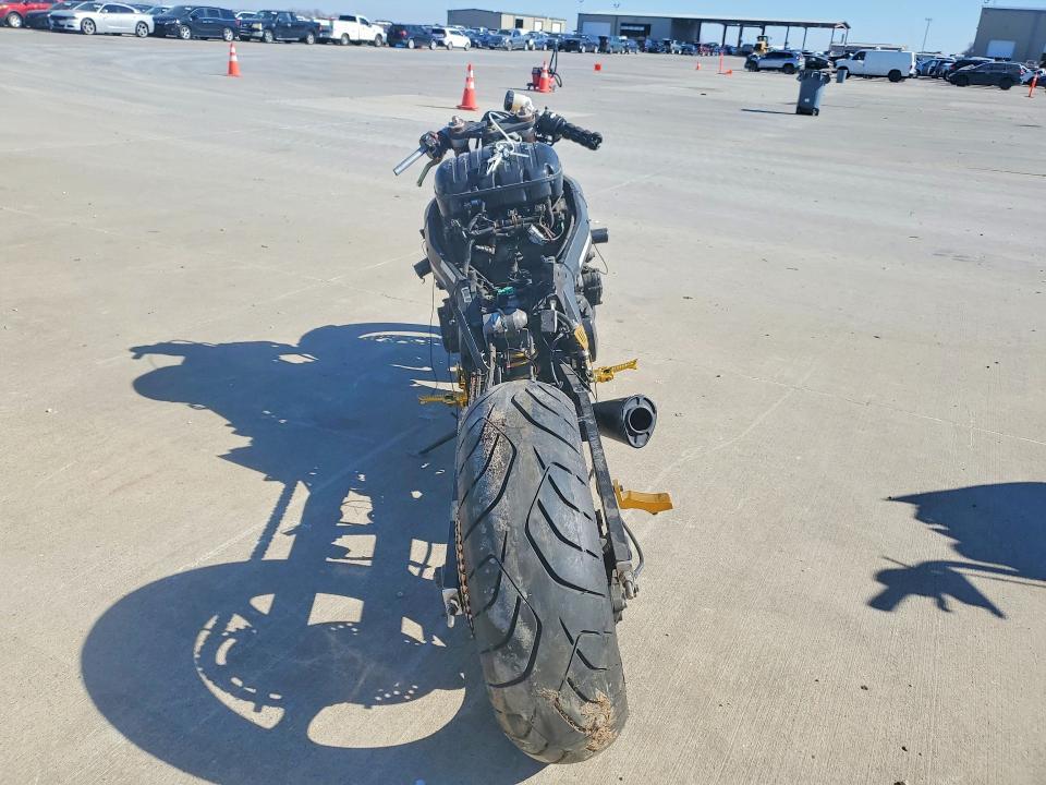 2005 Suzuki GSX-R1000
