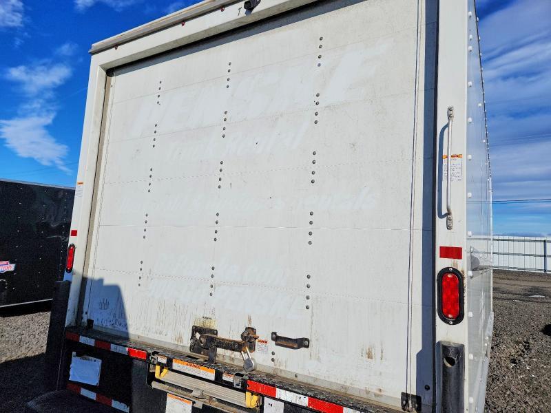 2023 GMC Savana BOX Truck