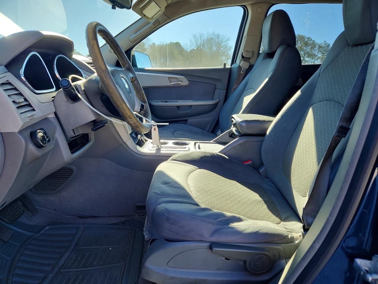 2012 Chevrolet Traverse ls