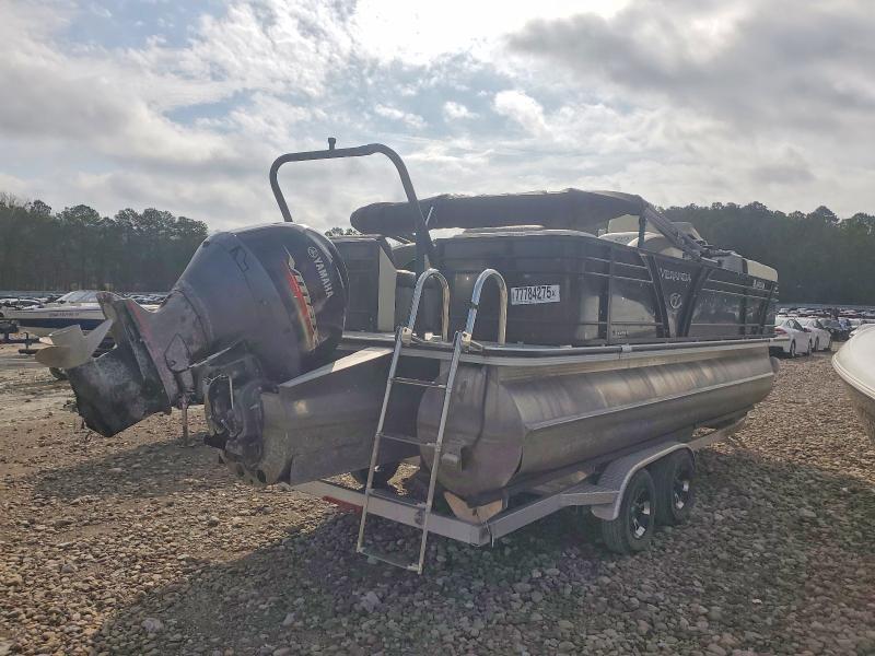 2021 Xpress Boat-pontoon Boat
