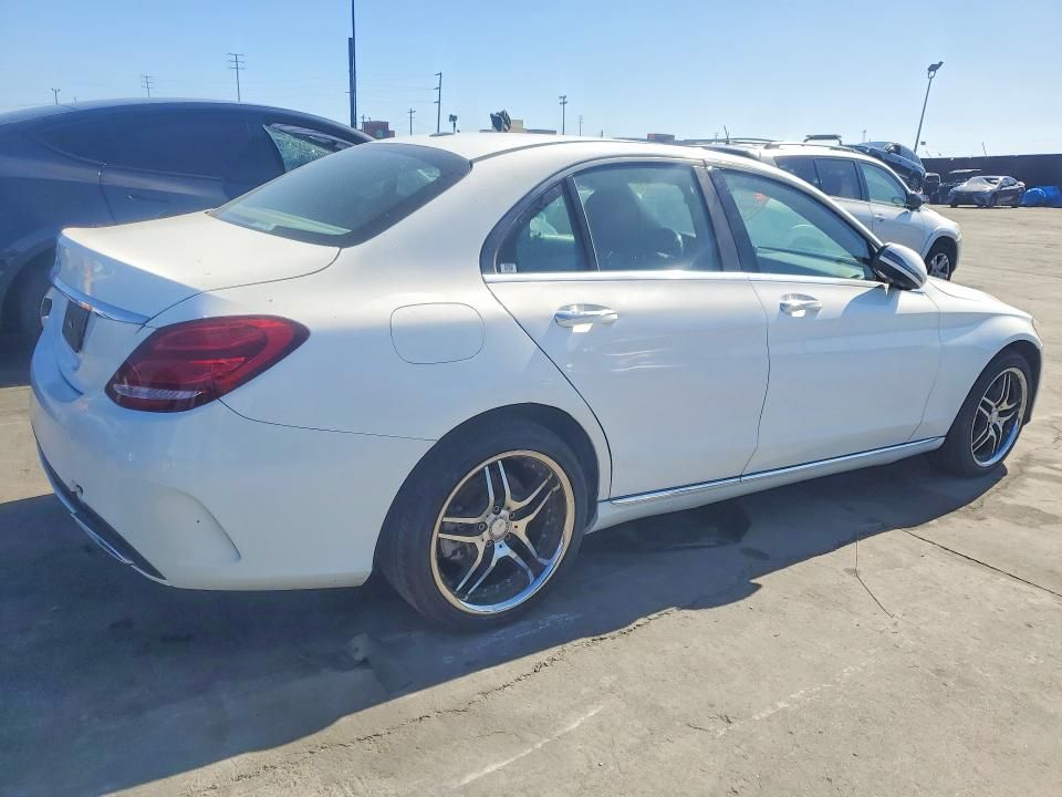 2015 Mercedes-Benz C300