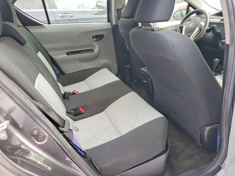 2013 Toyota Prius c Three