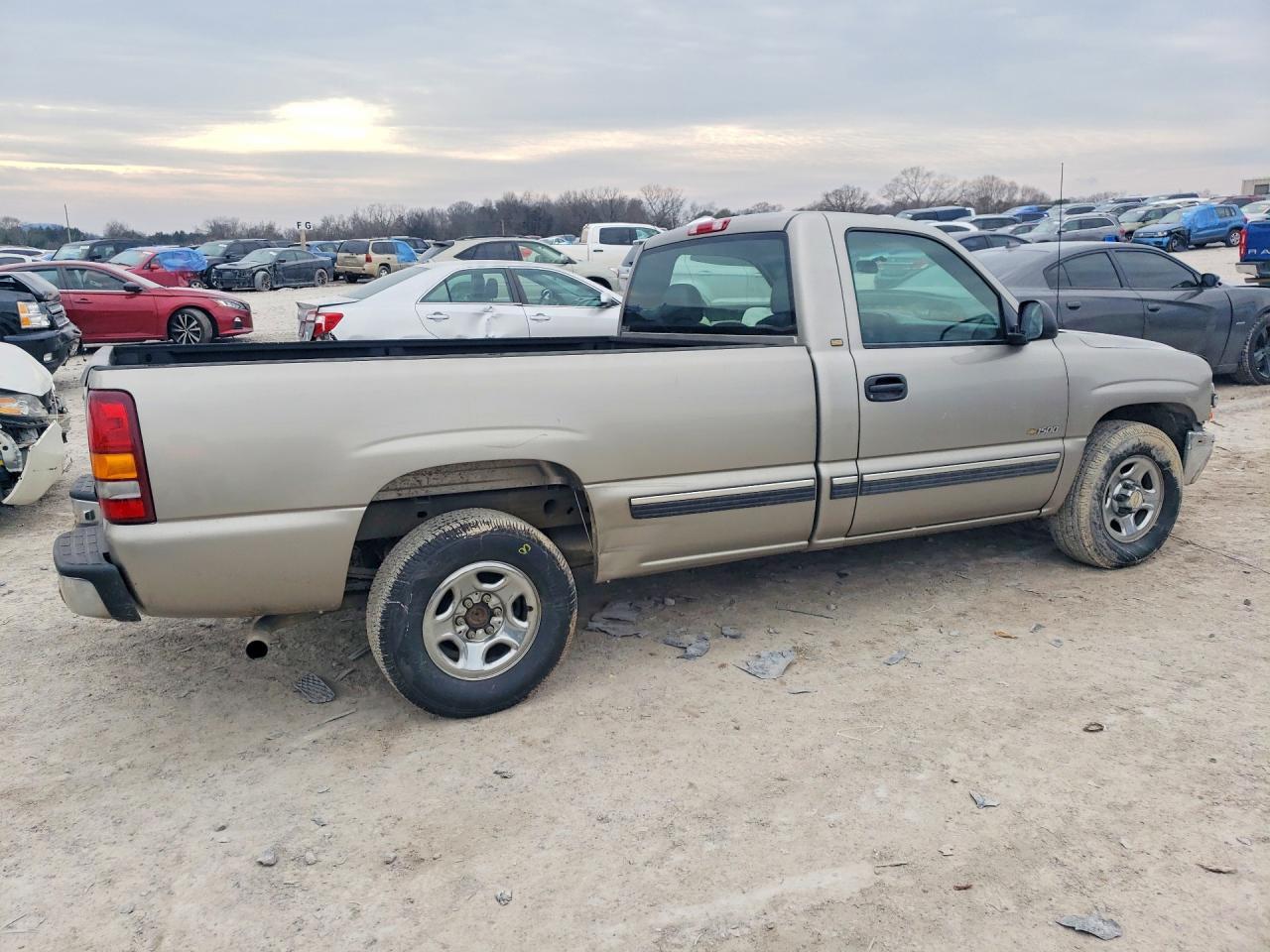 2000 Chevrolet Silverado C1500