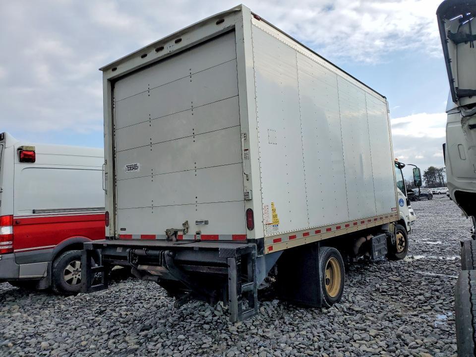 2018 Isuzu NQR BOX Truck