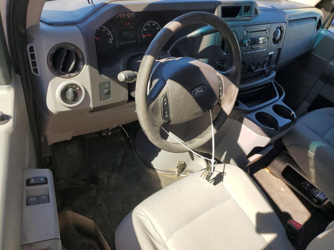 2019 Ford E350 Delivery Truck
