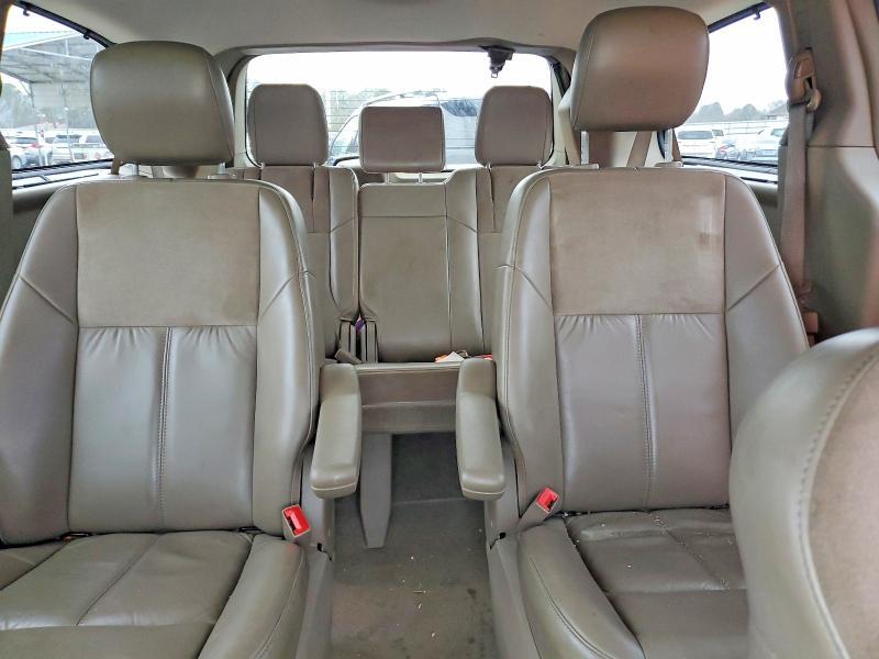 2012 Chrysler Town & Country Limited