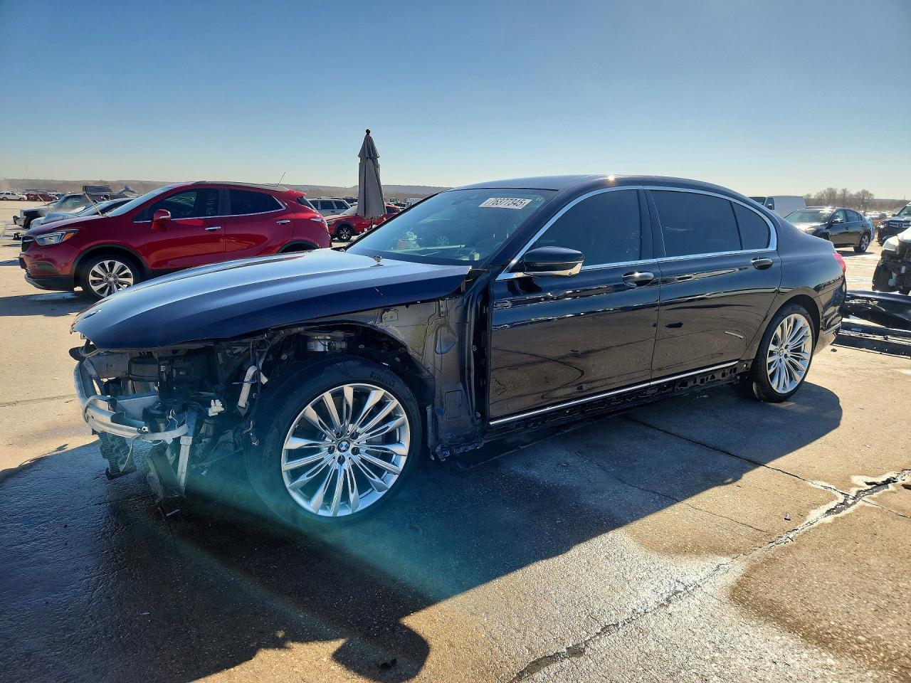 2016 BMW 750 xi