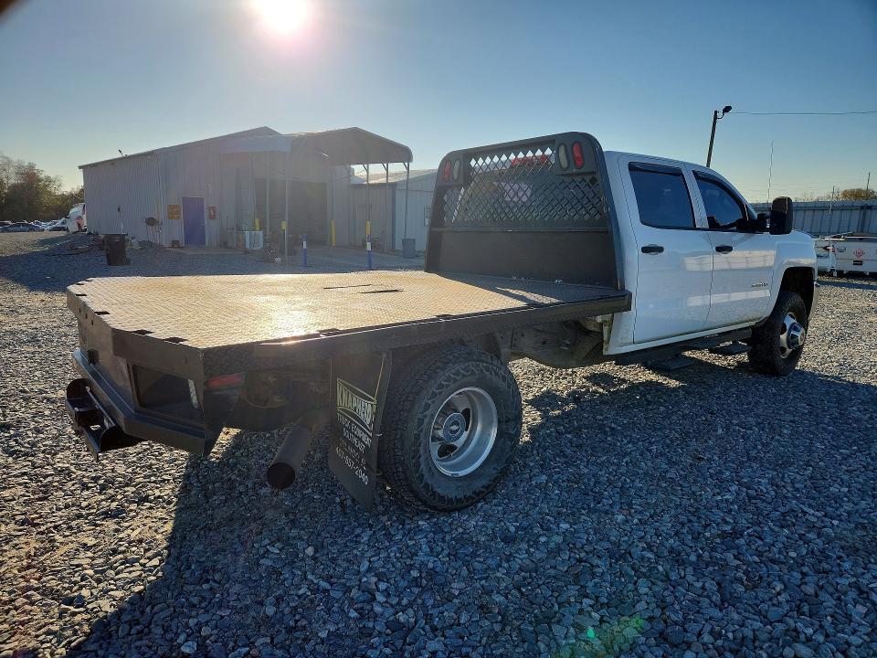 2015 Chevrolet Silverado Flatbed Truck