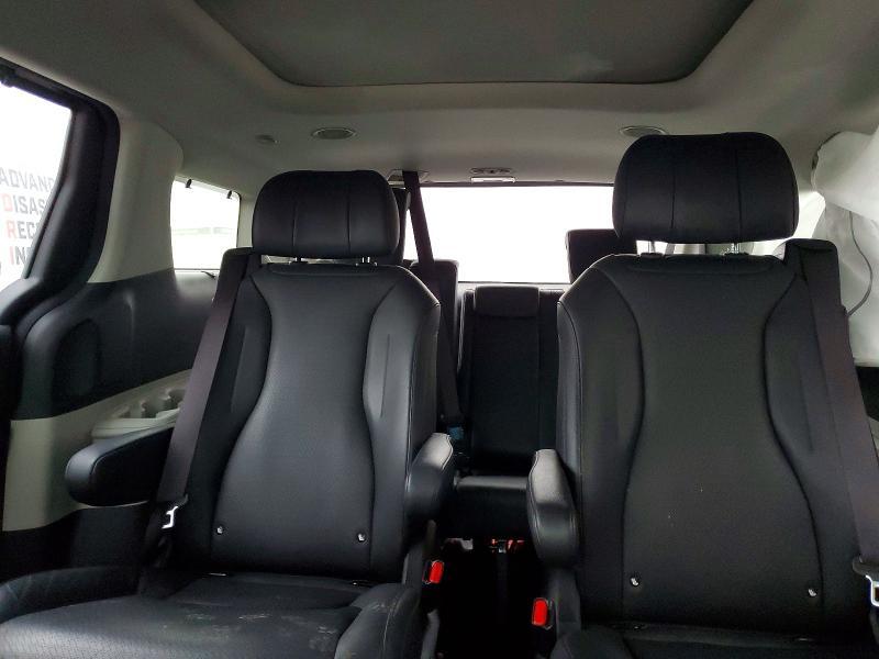 2022 KIA Carnival sx Prestige