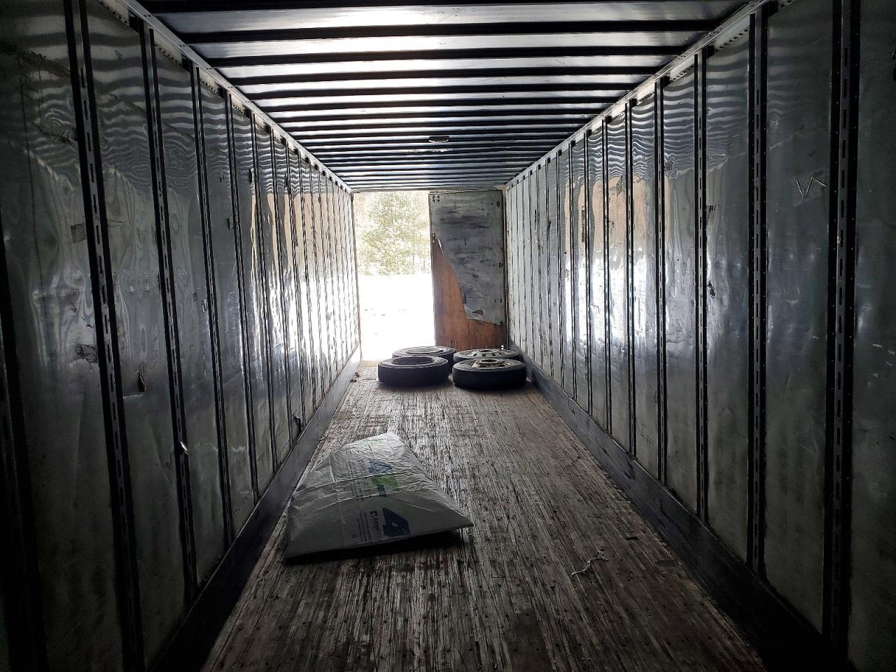 2009 Utility VS2DX DRY Van Trailer