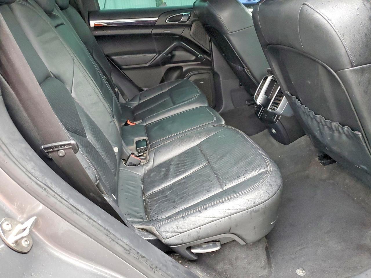 2011 Porsche Cayenne