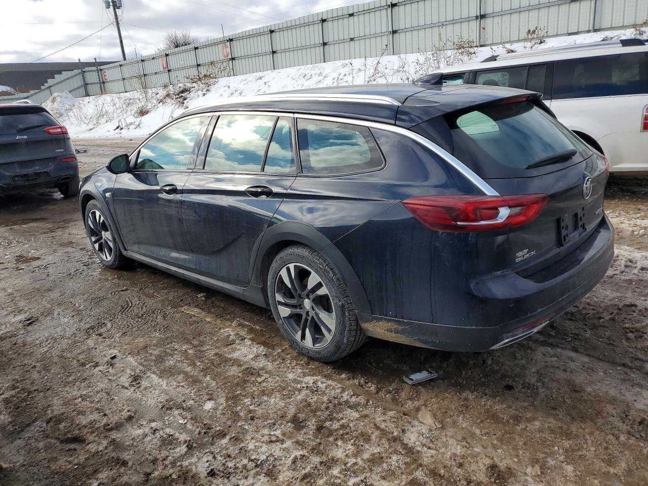 2018 Buick Regal Tourx Essence