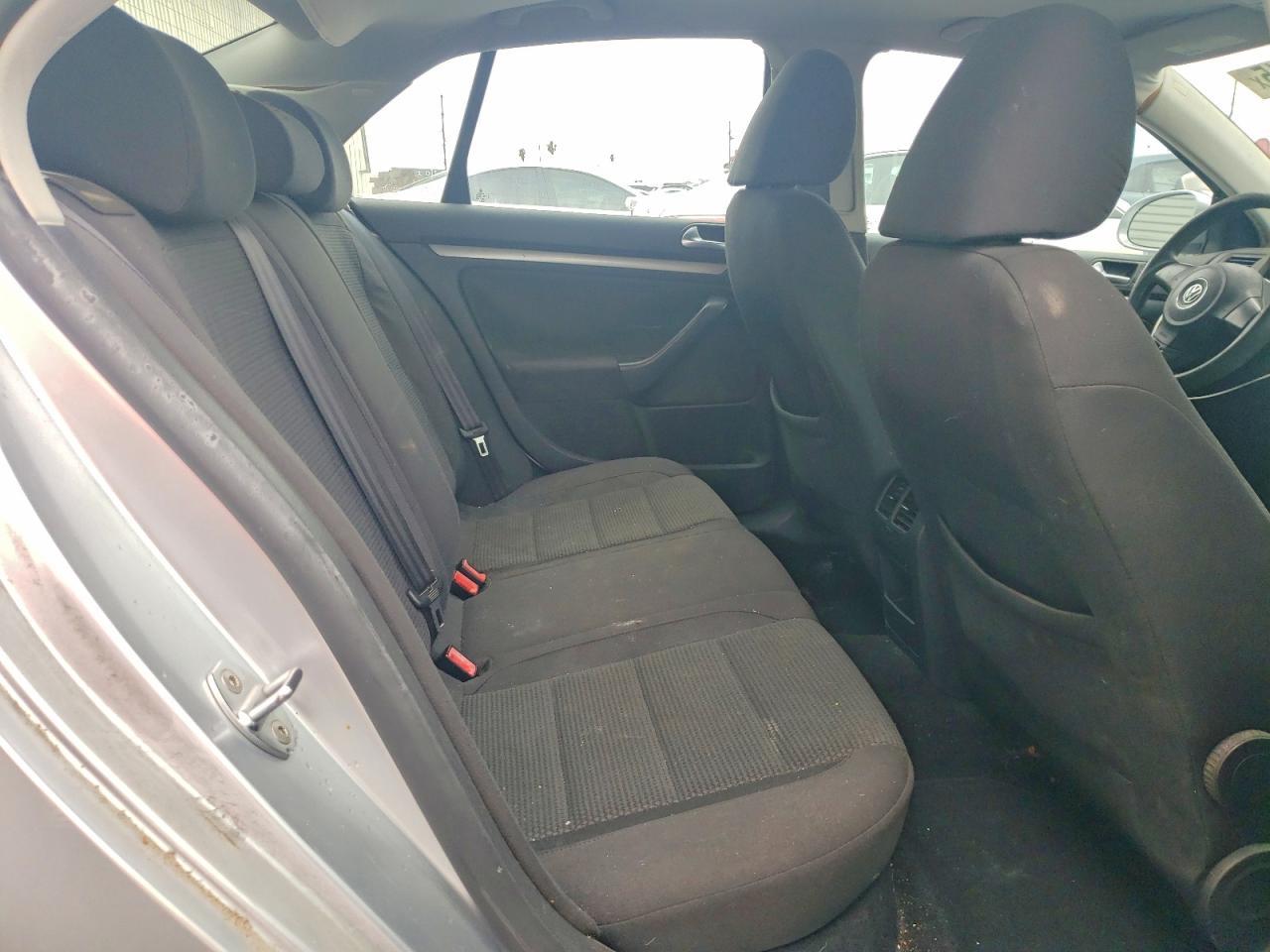 2010 Volkswagen Jetta s