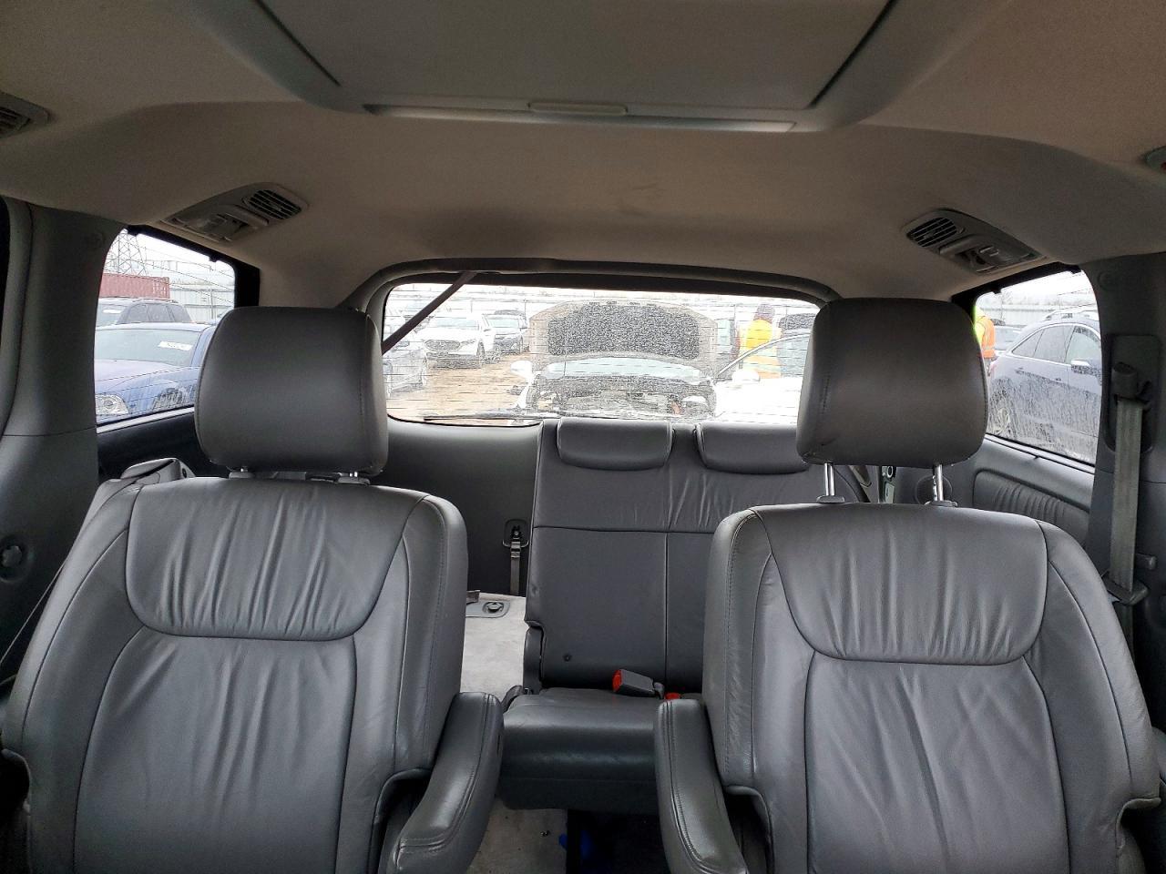 2010 Toyota Sienna xle