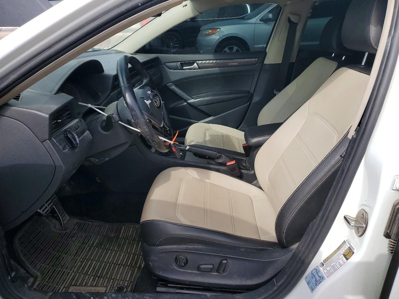 2020 Volkswagen Passat R-line