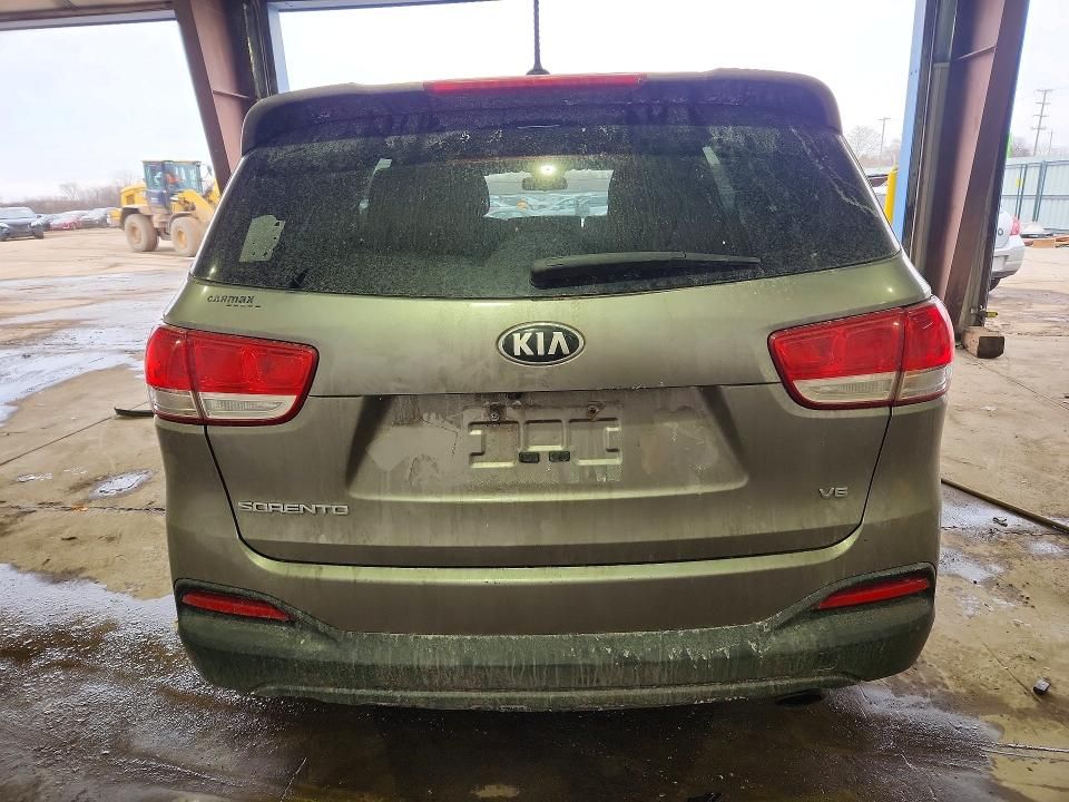 2016 KIA Sorento lx V6