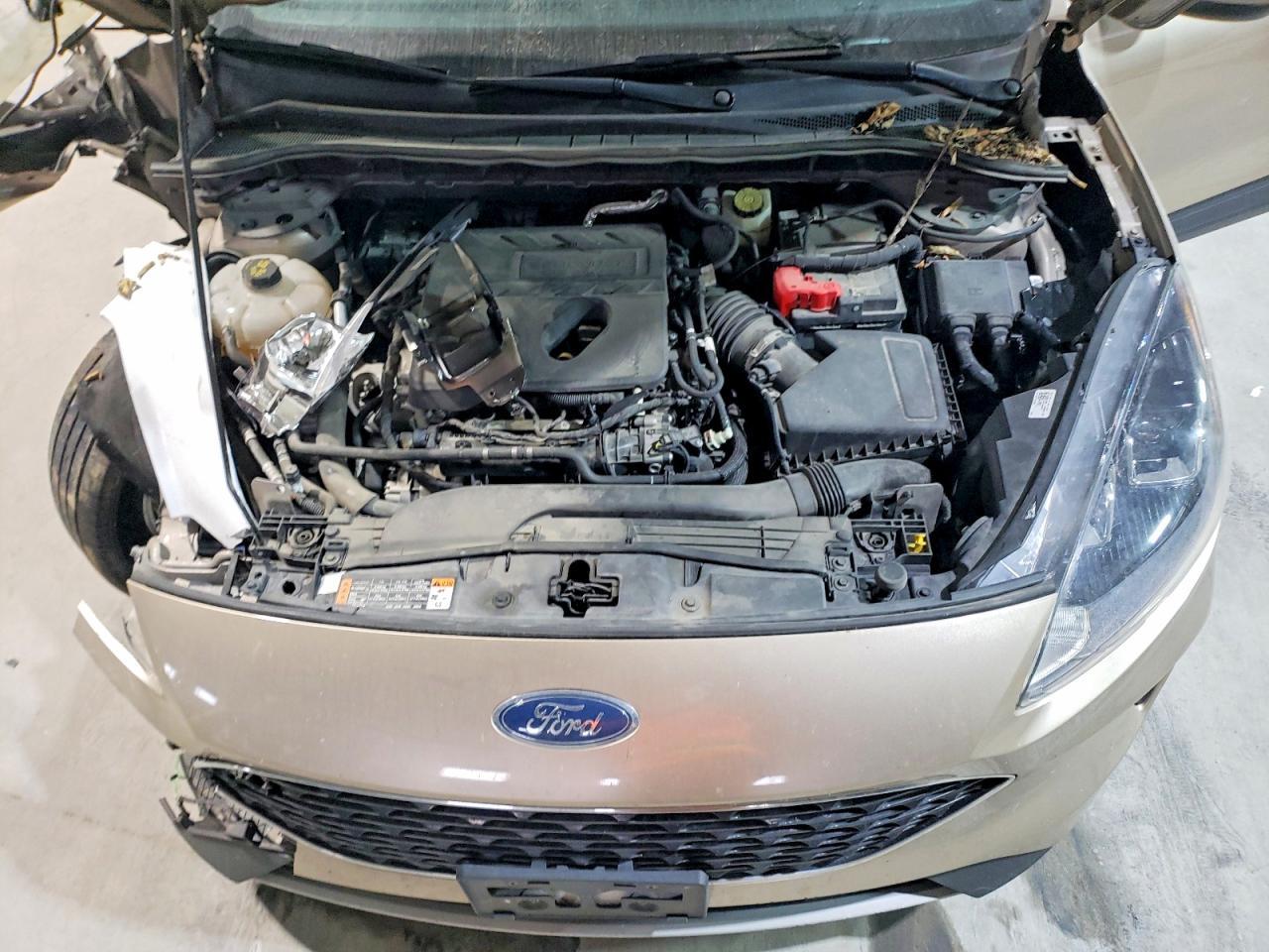 2020 Ford Escape se
