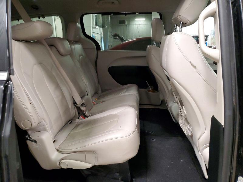 2018 Chrysler Pacifica Touring l