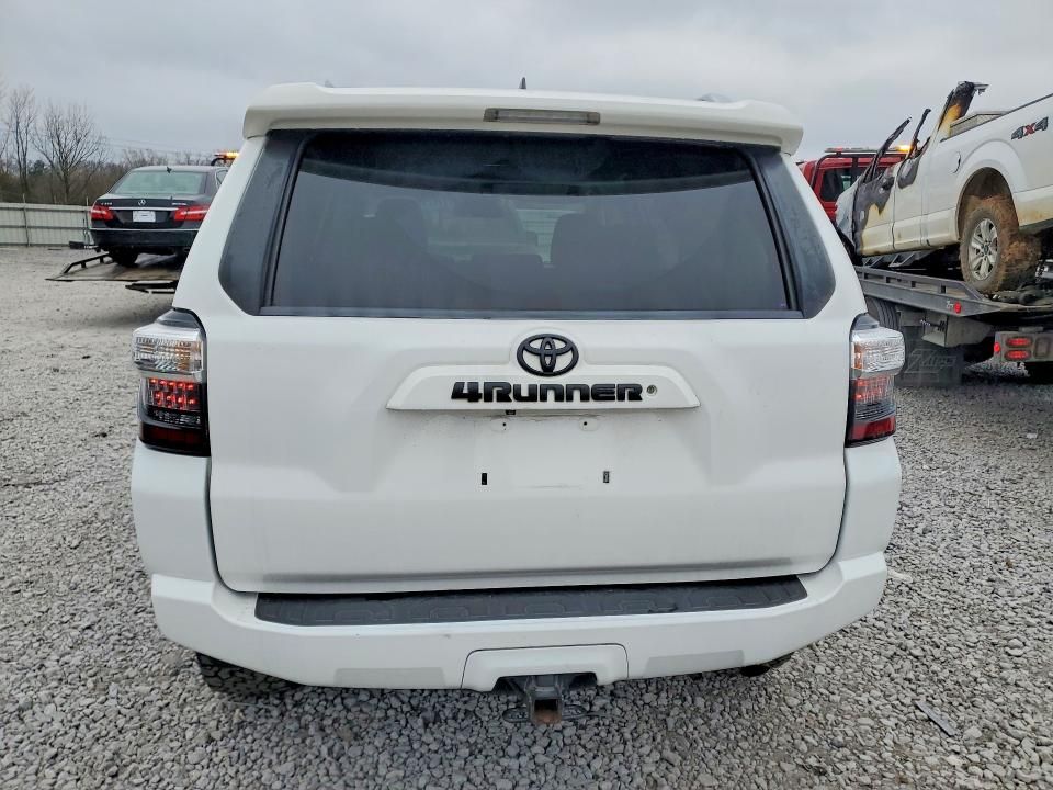 2016 Toyota 4runner SR5