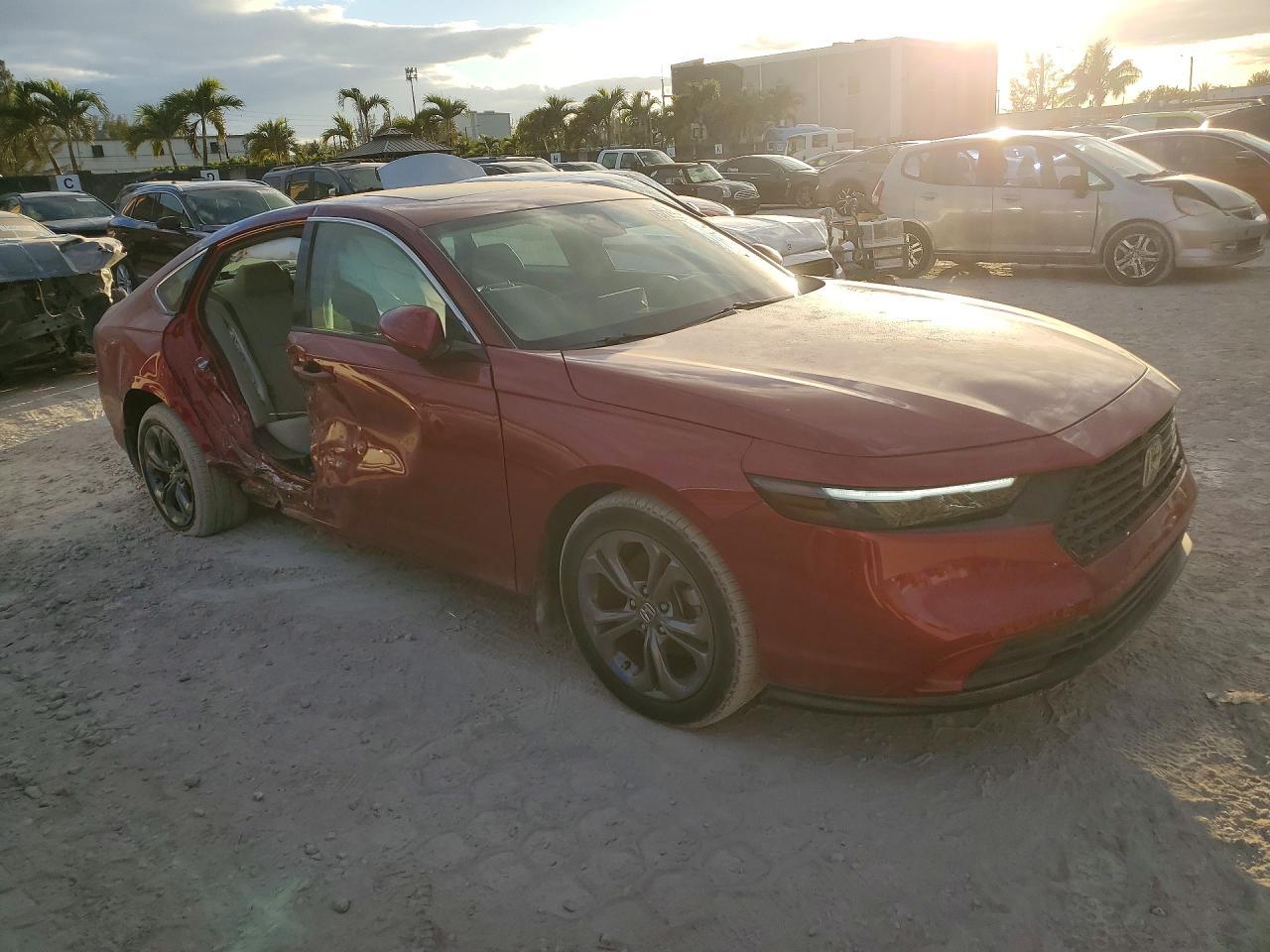 2024 Honda Accord ex