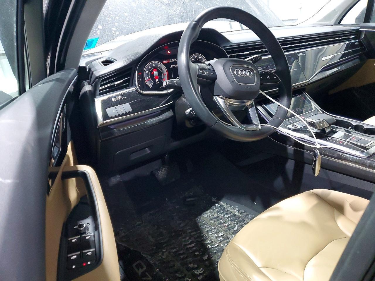 2021 Audi Q7 Premium Plus